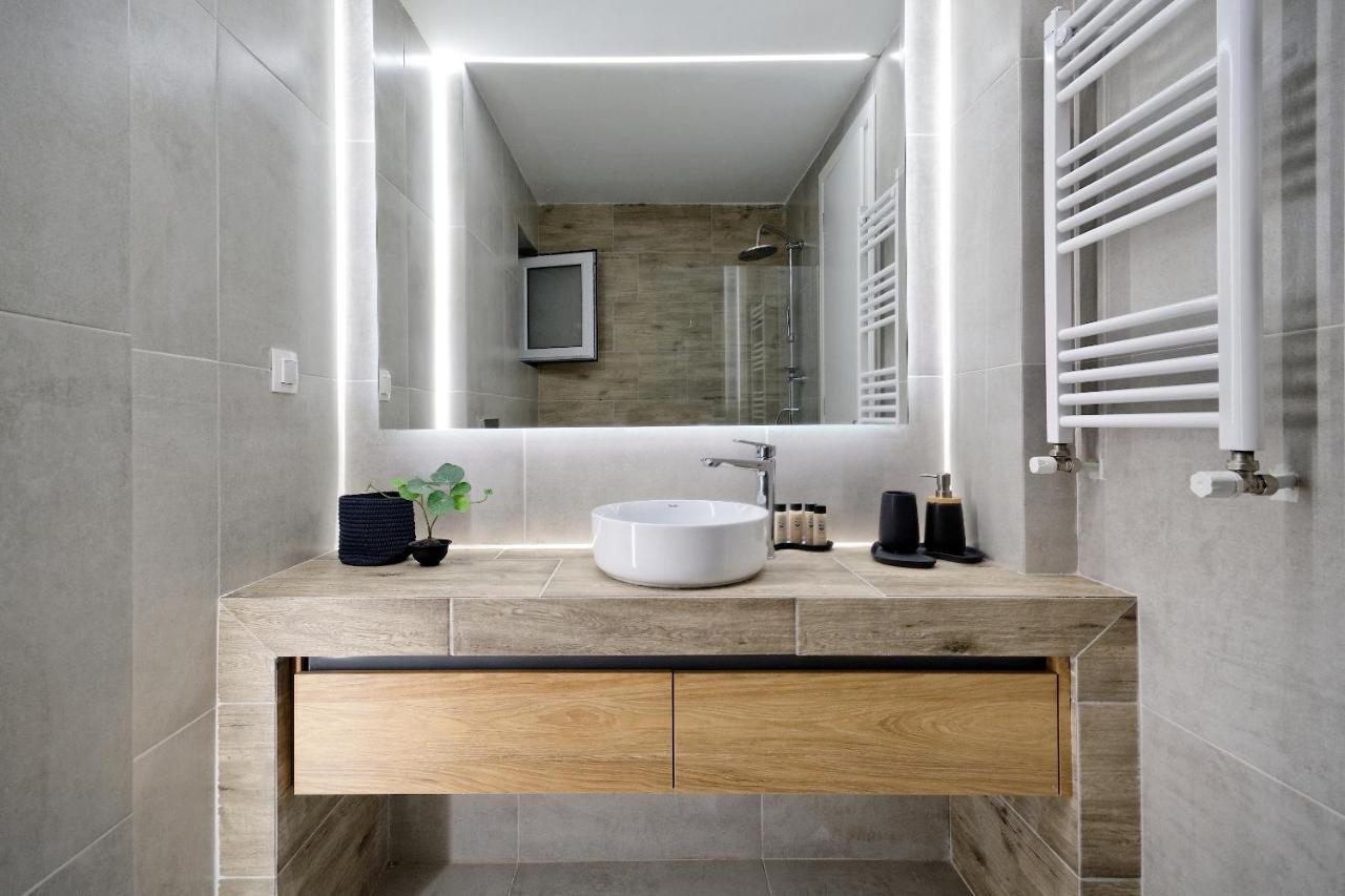 Elegant Big Apartment In Athens Center With Balcony Extérieur photo