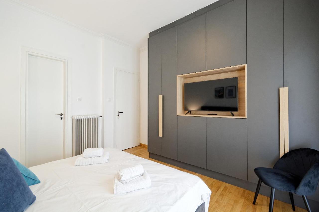 Elegant Big Apartment In Athens Center With Balcony Extérieur photo